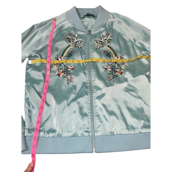 Romeo & Juliet Couture Women’s Medium Mint Satin Floral Embroidered Jacket READ - Picture 7 of 12